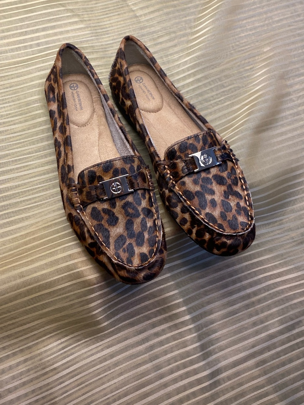 Giani Bernini women leather Leopard Print Loafers Brown size 7.5